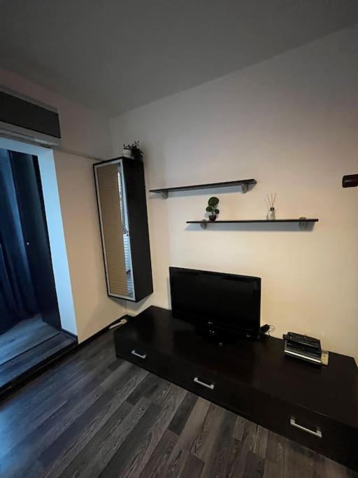 Mall Vitan Studio Eveline Bükreş Dış mekan fotoğraf